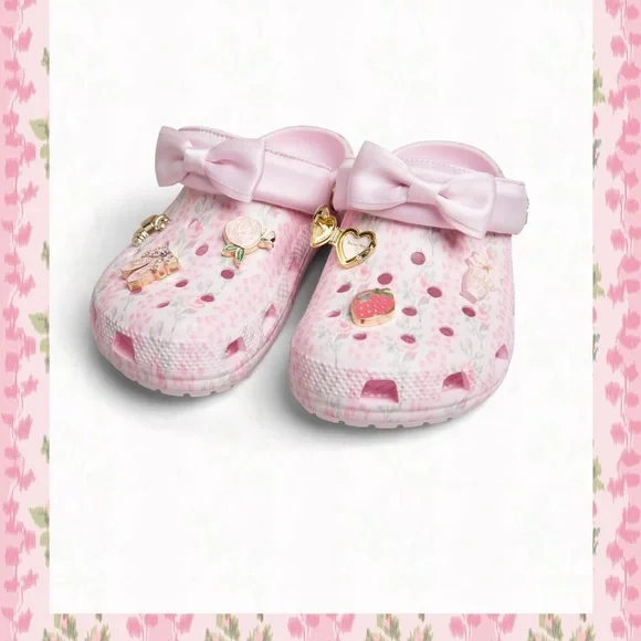 🎀CROCS Kids' x LoveShackFancy Bow Back Classic Clog PINK MILK with Charms🎀 - Picture 9 of 10